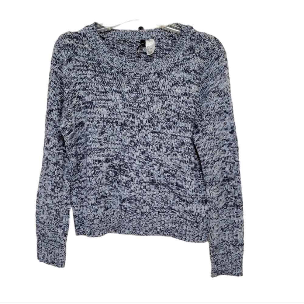 H & M Divided women's cropped sweater size Medium